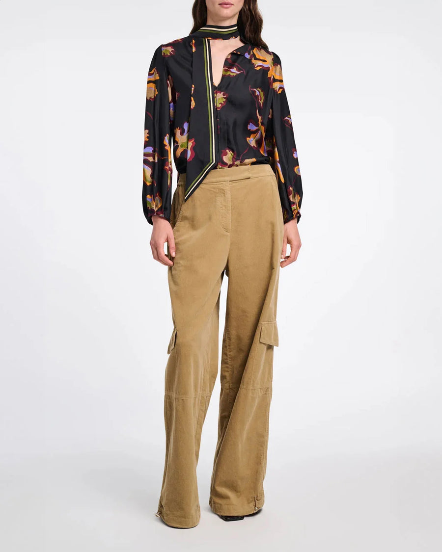 Dorothee Schumacher Floral Sedutive blouse flame all over print on figure front