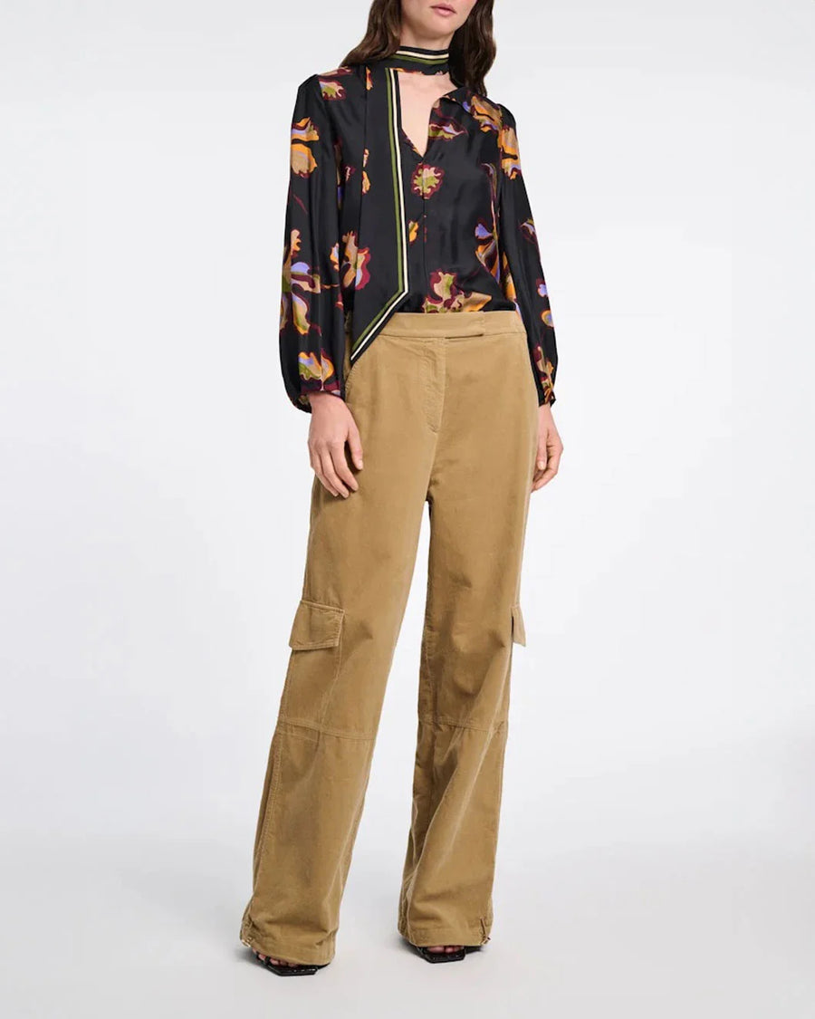 Dorothee Schumacher Floral Sedutive blouse flame all over print on figure front