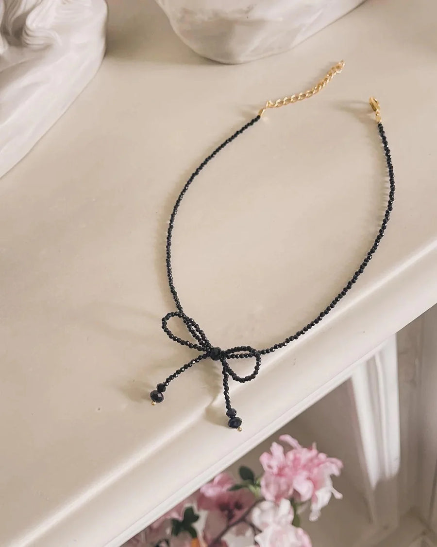 Hannan Gemstone Bow Necklace Black Spine