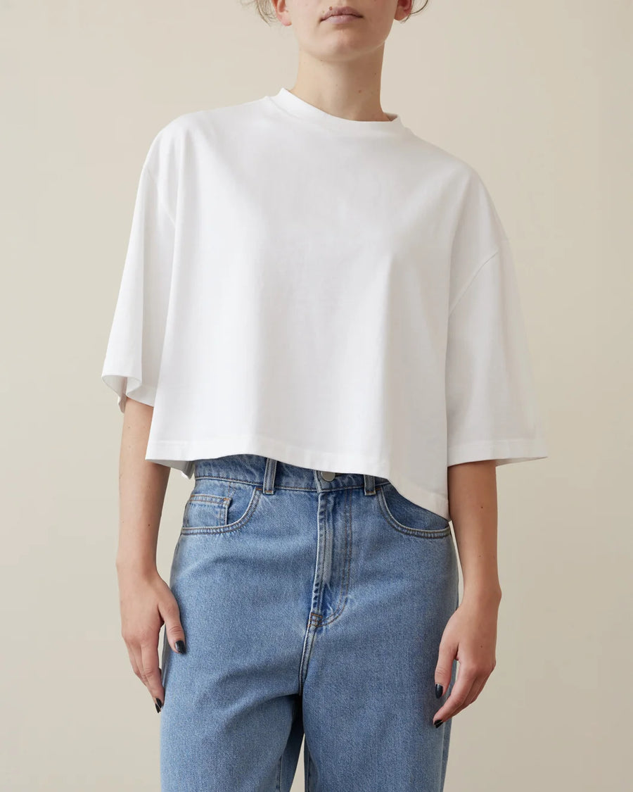 rohe wide cropped t-shirt white front close