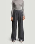 argent Single Pleat Trouser grey melange on figure front