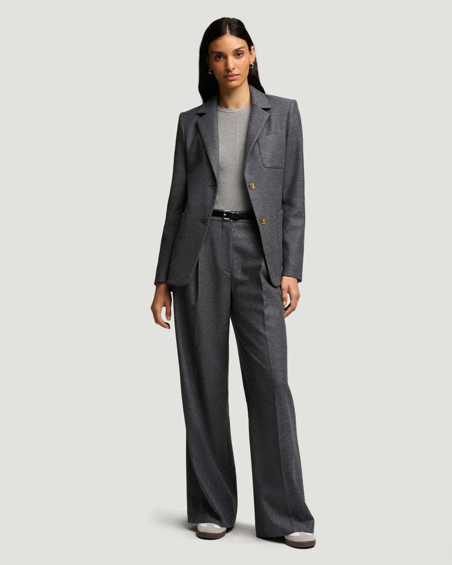 argent Single Pleat Trouser grey melange on figure front with weekend blazer