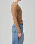 citizens of humanity bina crewneck caramel on figure side