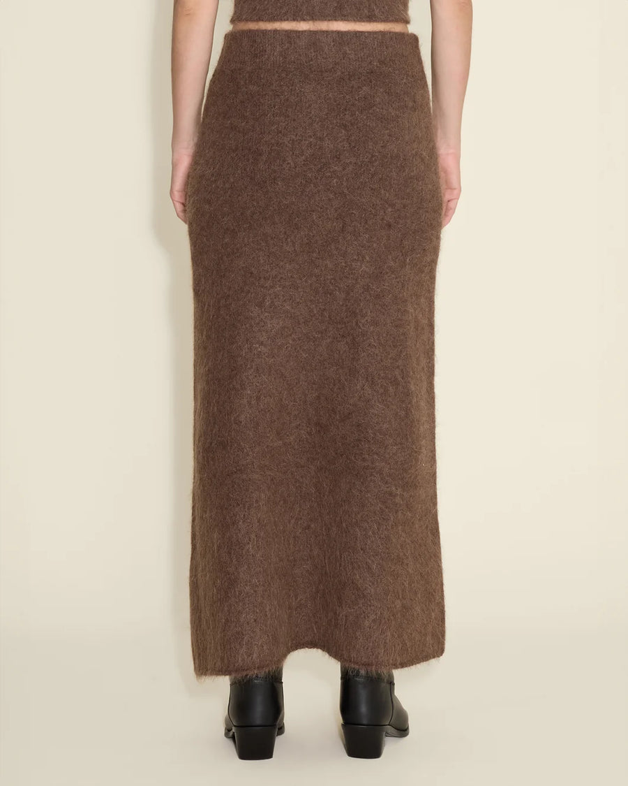 holzweiler Fure Fluffy Skirt dark brown on figure back