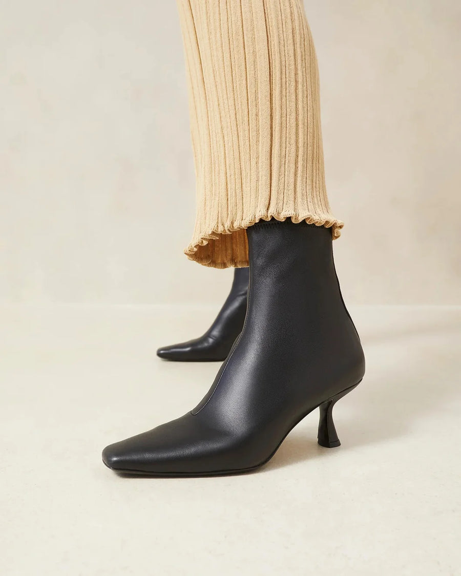 loeffler randall Thandy Curved Heel Boot black on figure