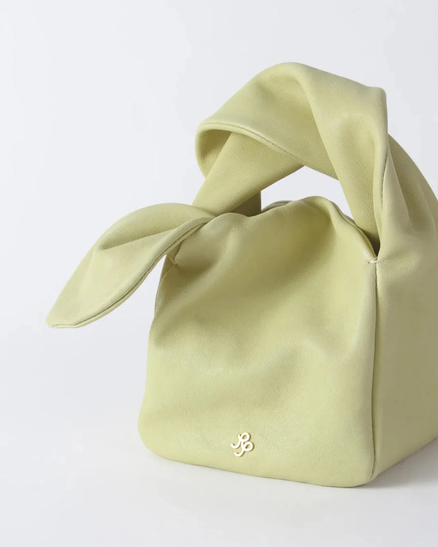 rejina pyo lena bag leather apple green front detail