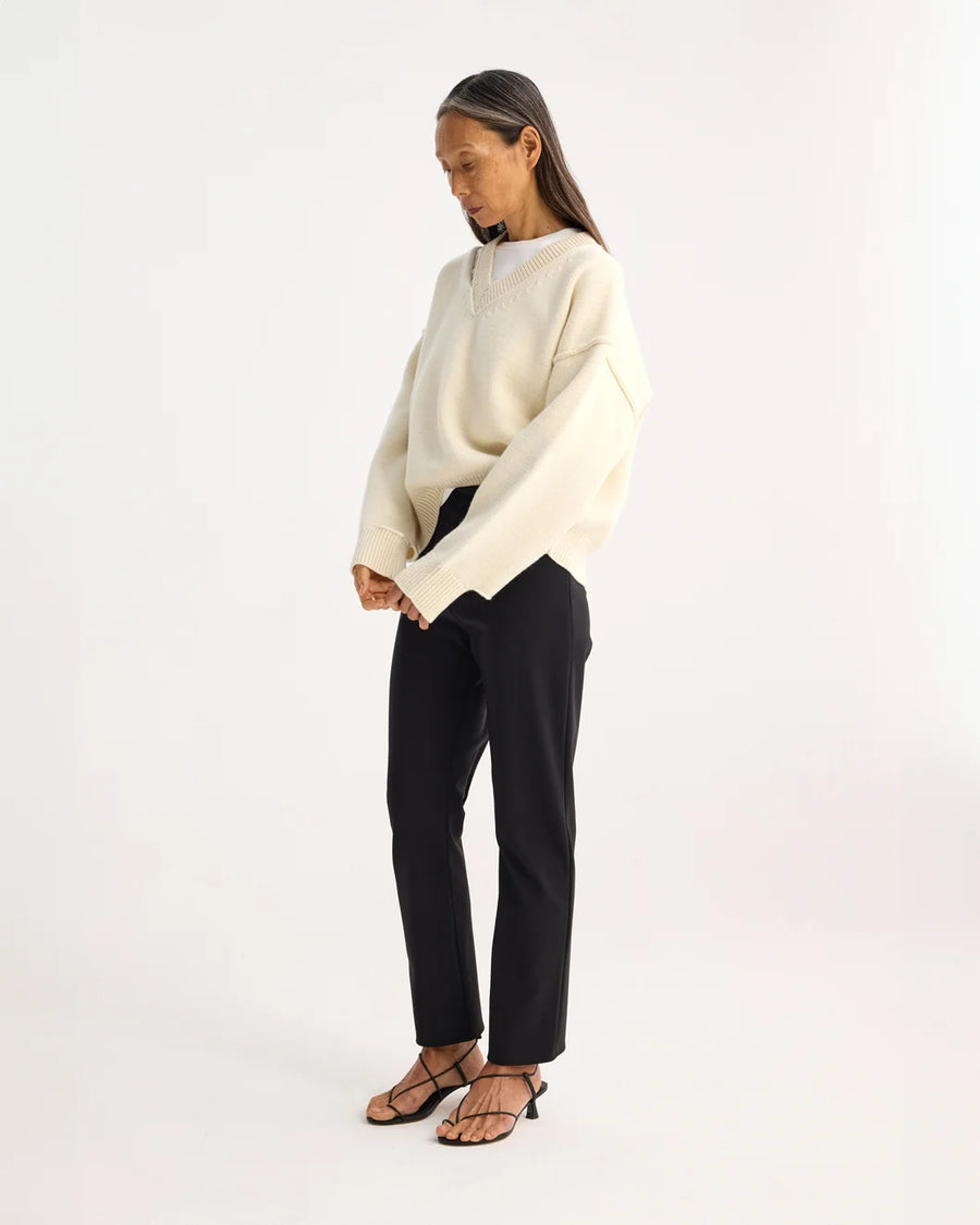 rohe Deconstructed Cashmere Knitted V-Neck off white on figure side