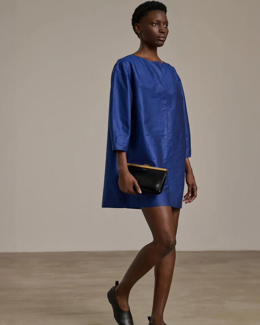 soeur Cybele dress blue on figure side