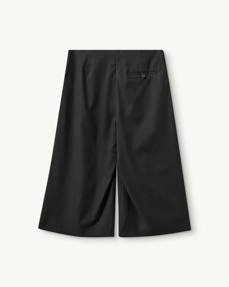 the garment Douglas Culottes black back