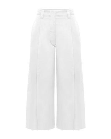 TheLatest Studio Beba White front isolated